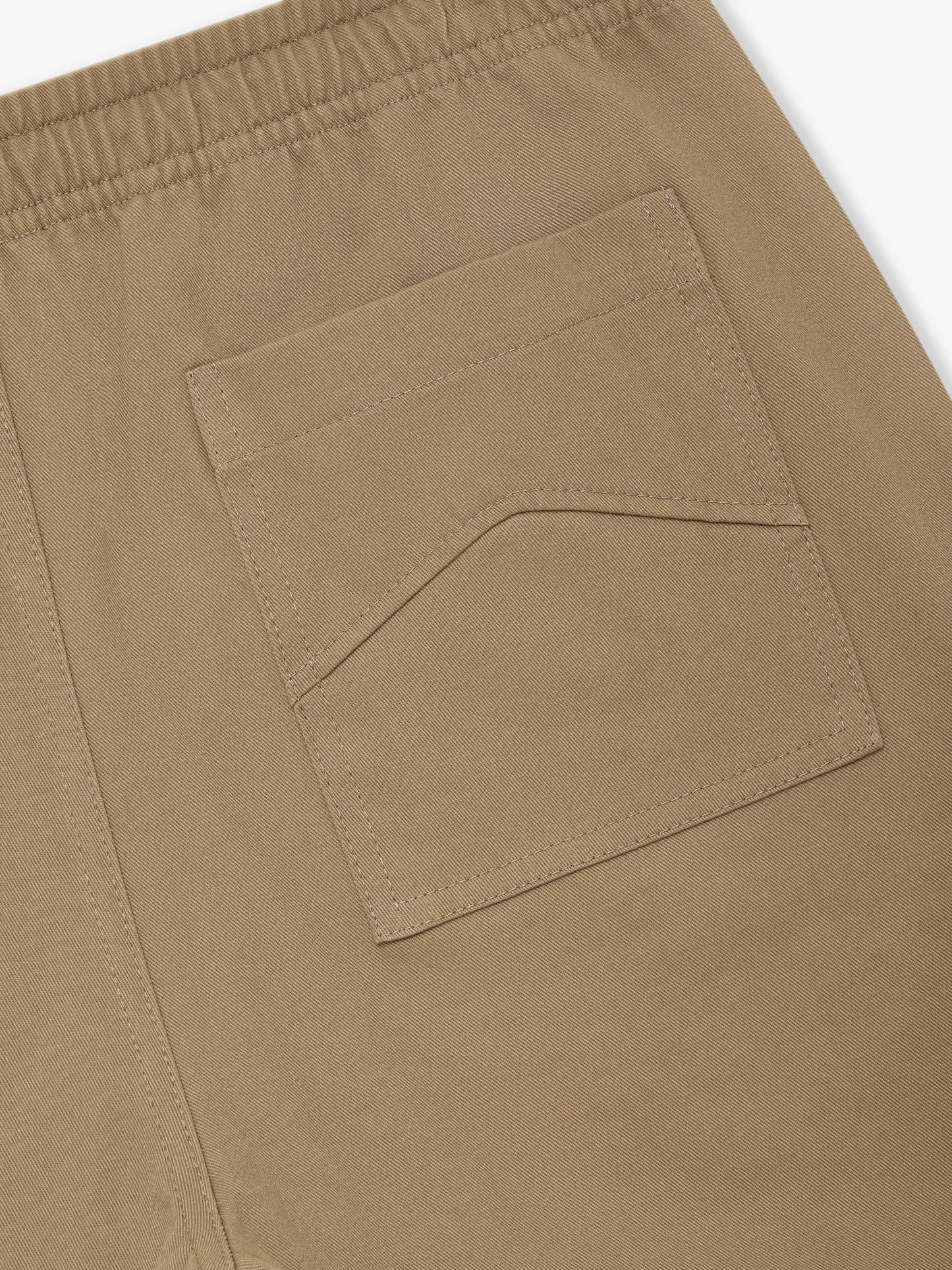CLASSIC TWILL LOGO SHORT - KHAKI \/ WHITE